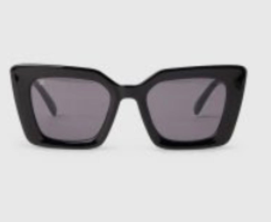 Gap Cat Eye Sunglasses New !
