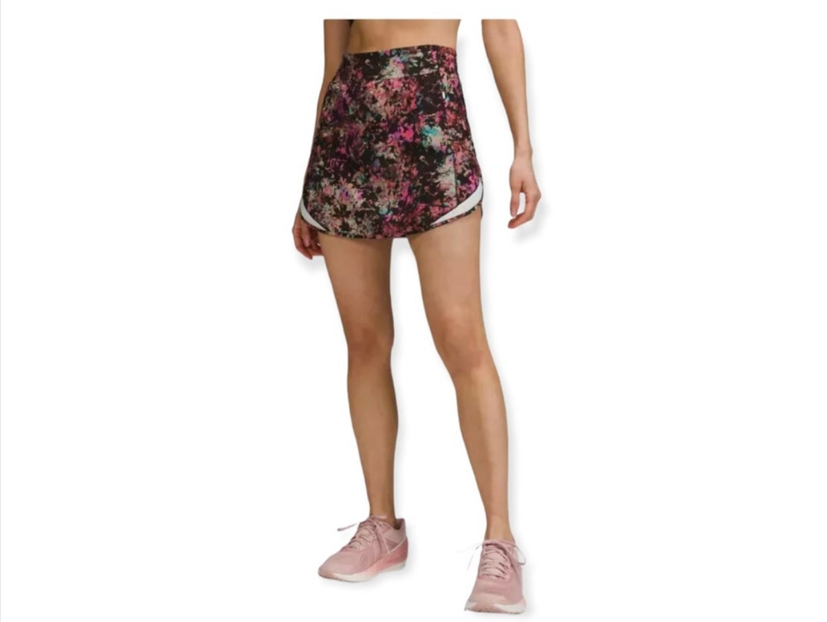 Lululemon Hotty Hot HR Skirt Long Size 4 New!